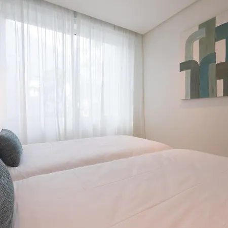 G1201 Palo Alto Two Bedroom Sea View Ojen